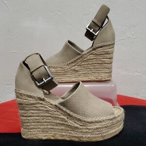 Marc Fisher Adalyn Stylish Espadrille Wedge Sandals In Taupe Size 6